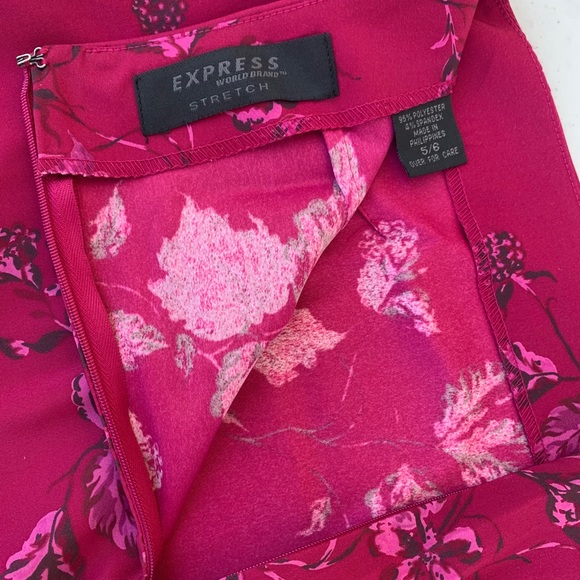 Express Magenta Floral Patterned Skirt - sz 5/6 - Picture 4 of 9